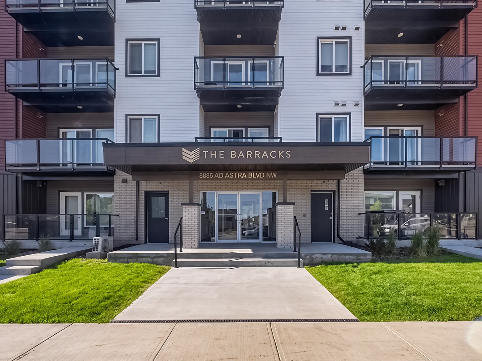 A brand-new premium community needed a single roller shade standard.