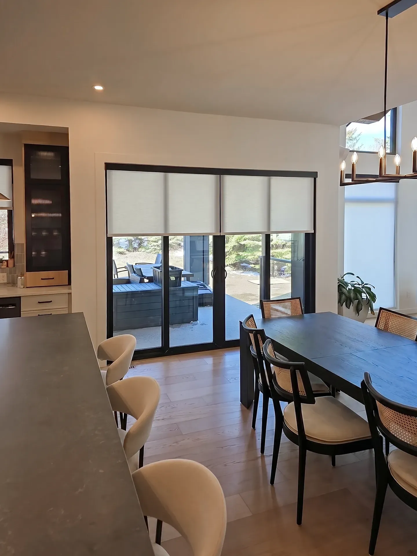 Custom Window Blinds & Shades in Beaumont